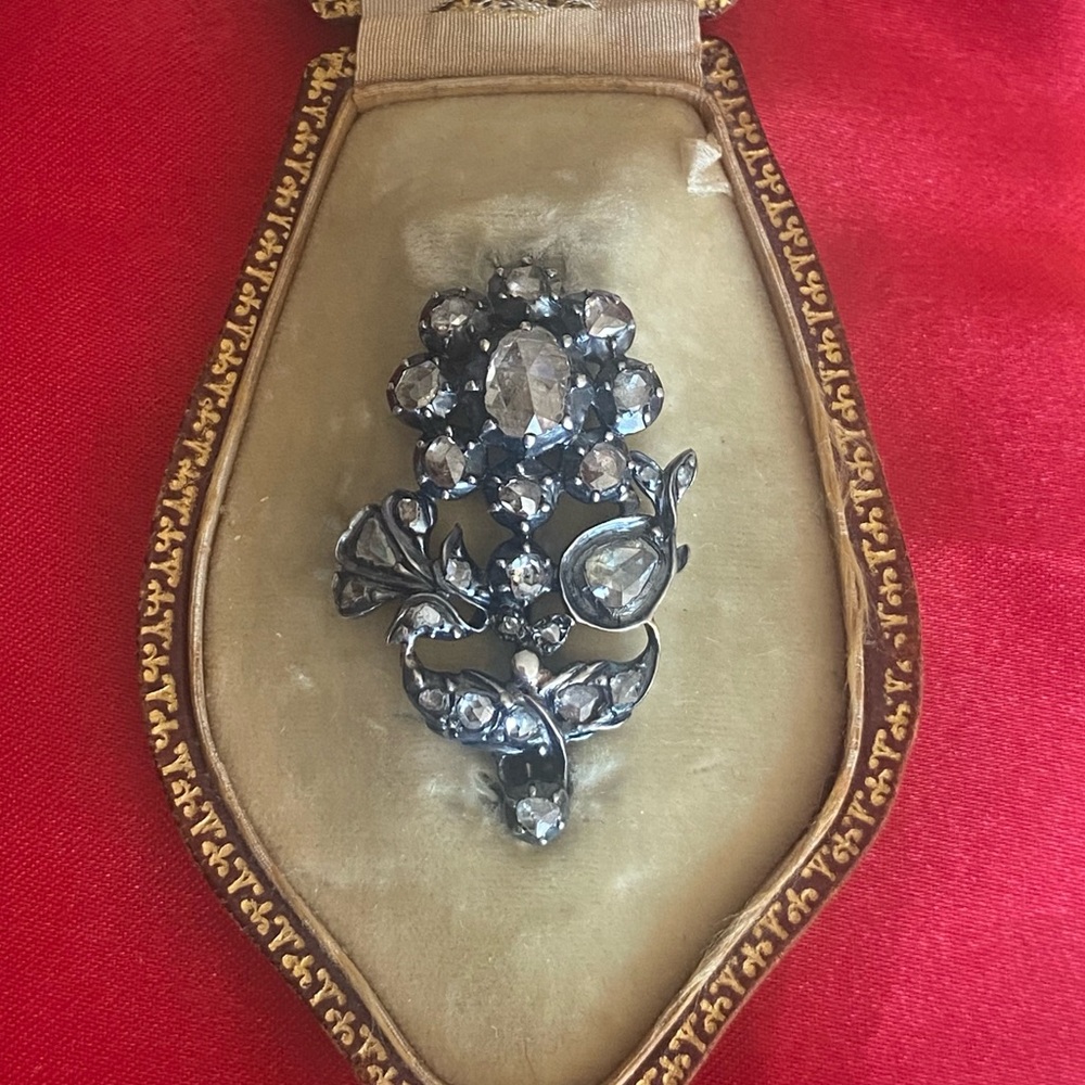 Antique Georgian 9KT White Gold & Rose Cut Diamond Brooch RARE 1 Of A Kind